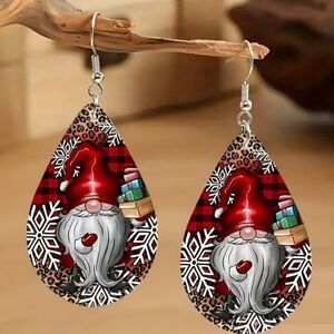 Christmas 🎄 Earrings
